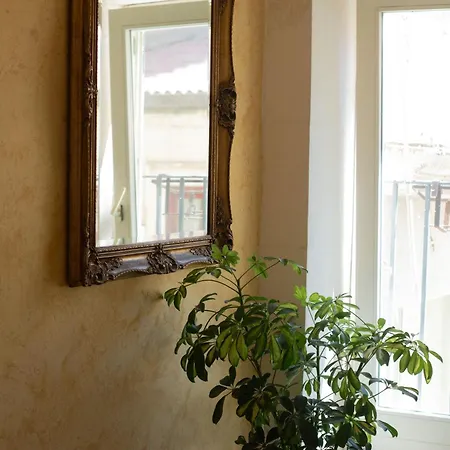 לינה וארוחת בוקר Acropoli