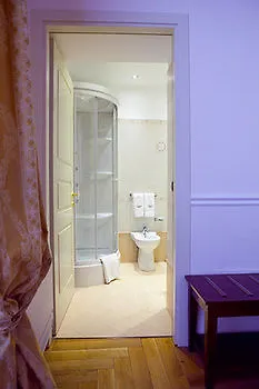 Couette-café Acropoli 3*